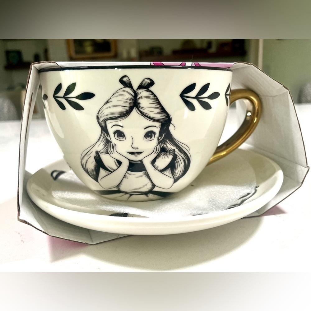 Disney Alice in Wonderland Floral & Black/White Teacups with Saucers Set of 2
